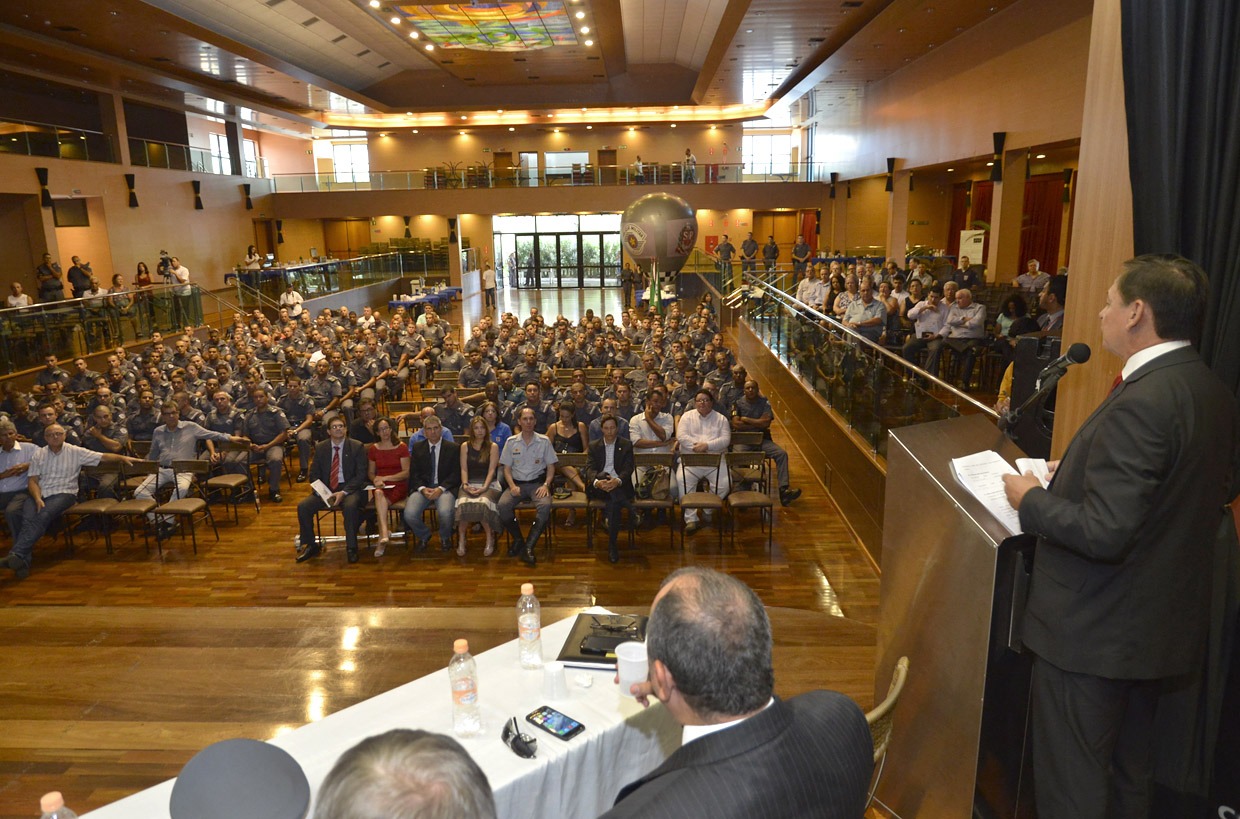 Salão principal do Espaço M